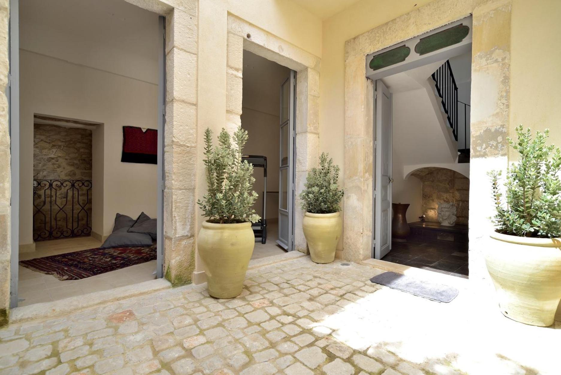 Domus Sbircio Modica Lägenhet Exteriör bild